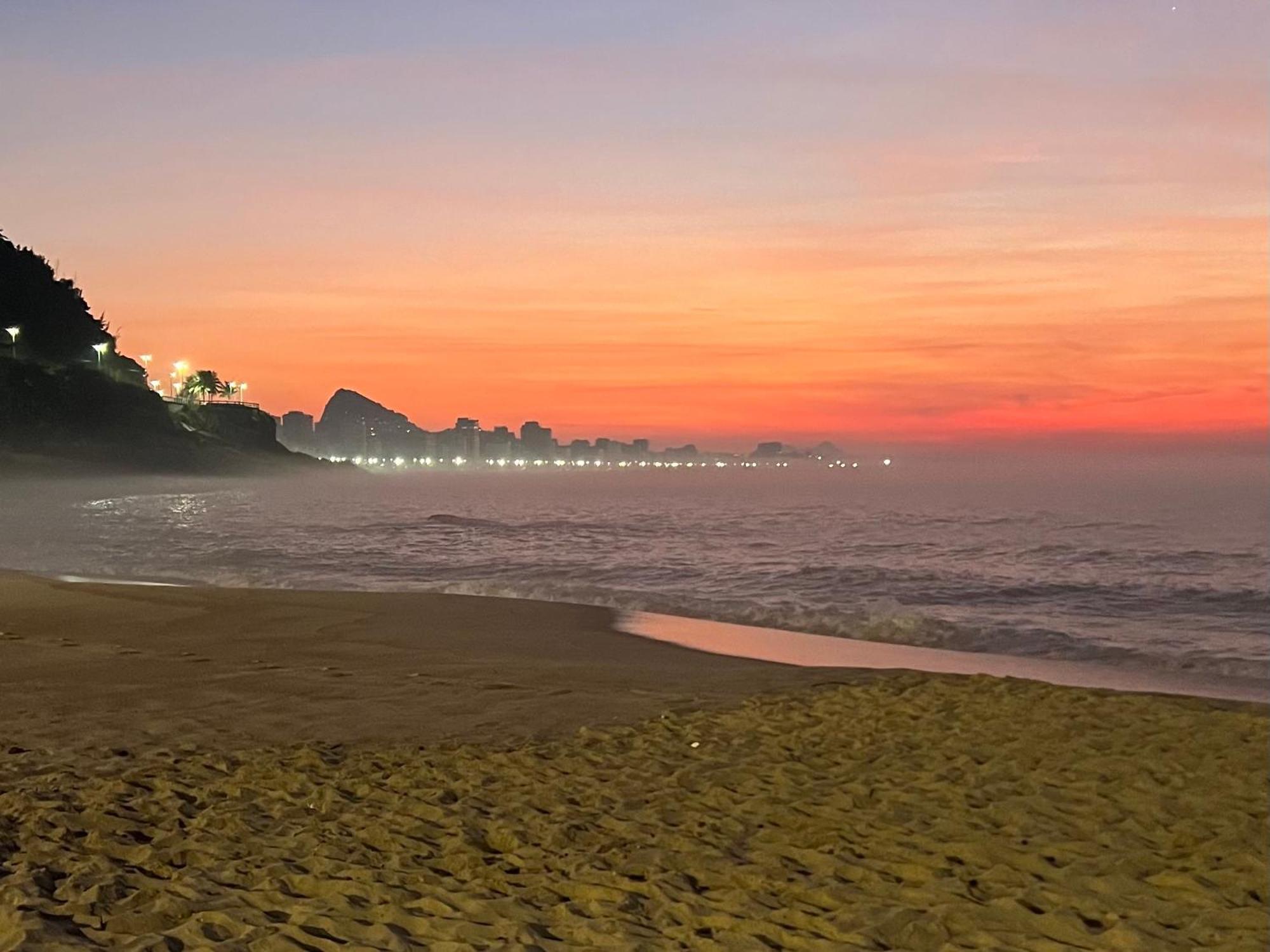 Ocean View House Of Zepp - Good Neighbourhood, 5 Minute Walk To The Beach, Stunning Sunrise Views Río de Janeiro Exterior foto